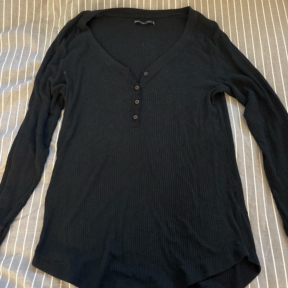 Women's Size XL Abercrombie & Fitch Black Long-sleeve